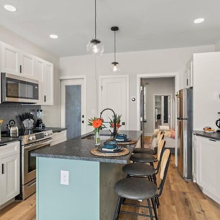 Passyunk Square Spacious 1 Bedroom Oasis- Huge Deck Philadelphia Exteriör bild